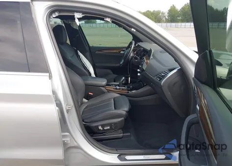 2018 BMW X3 xDrive30I z USA, uszkodzony, nr VIN 5UXTR9C5XJLC82583